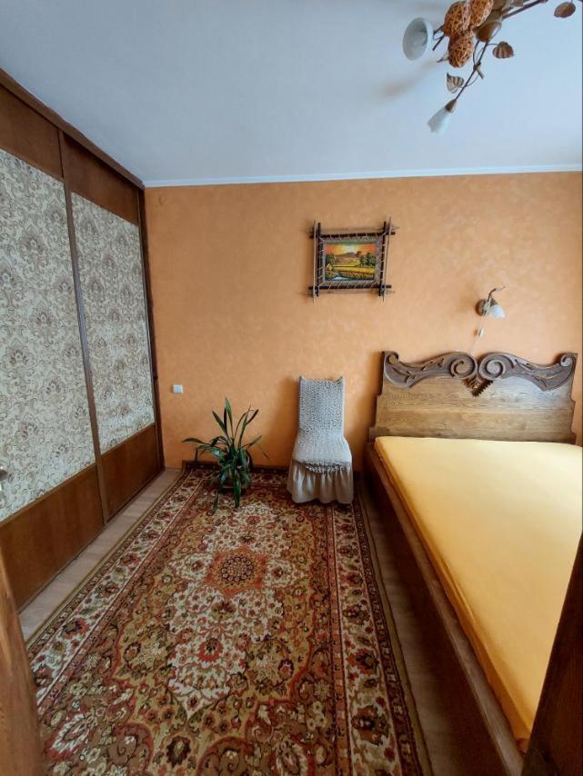 Apartment On Voli Avenue 21 Lutsk Ngoại thất bức ảnh